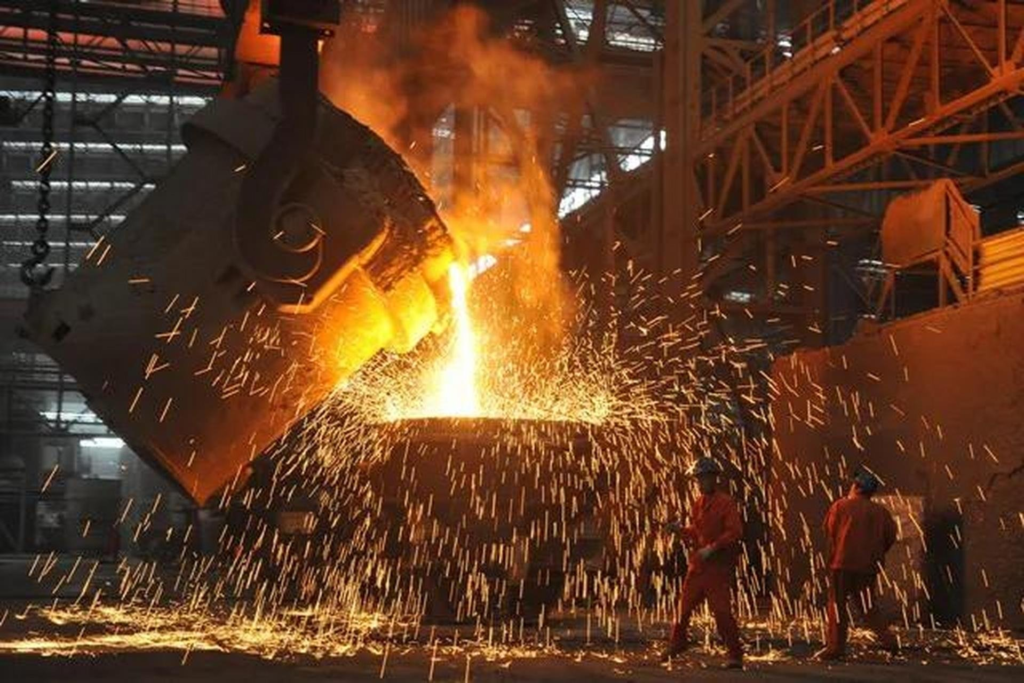 Graphite electrodes in the electric arc furnace steelmaking process