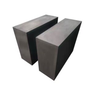 Isotropic graphite