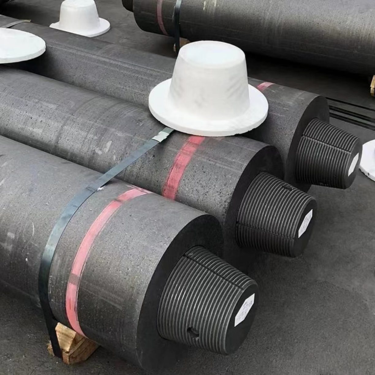 UHP graphite electrode for eaf steelmaking